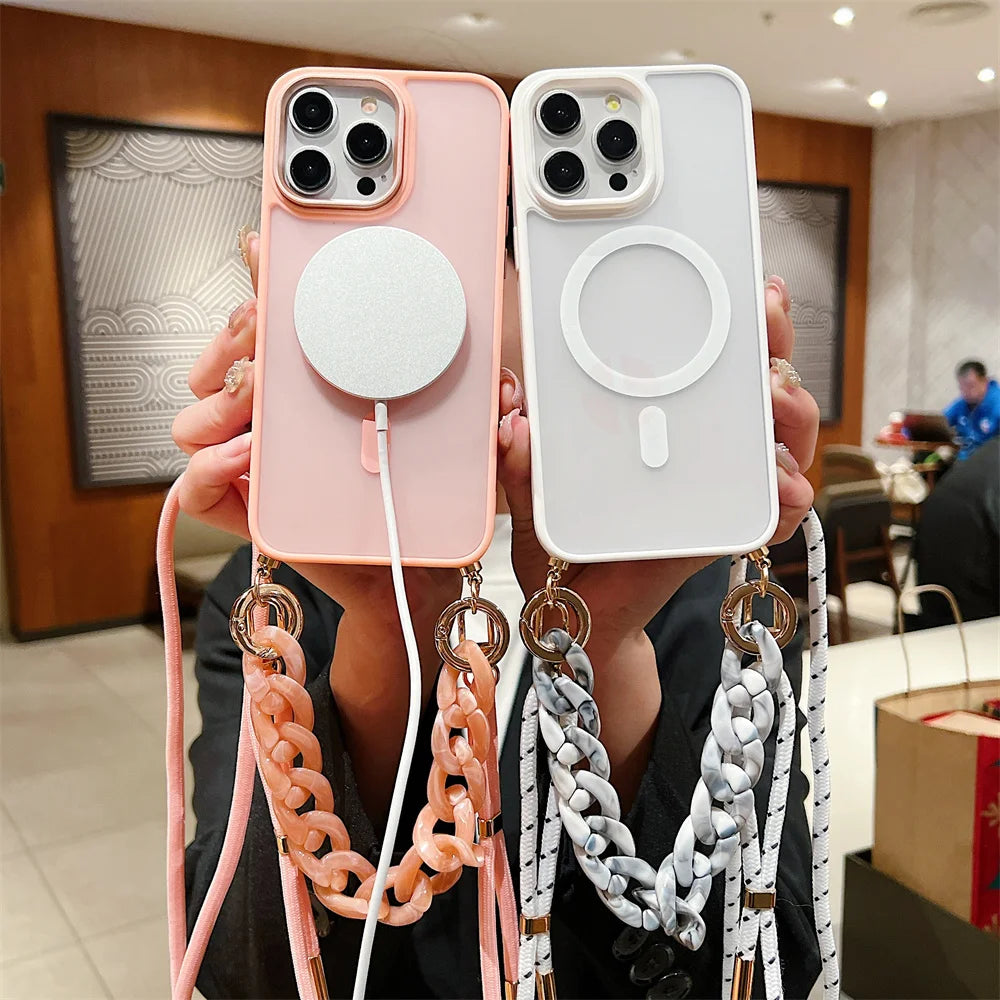 iPhone 12 a 15 / Funda Nix con cadena