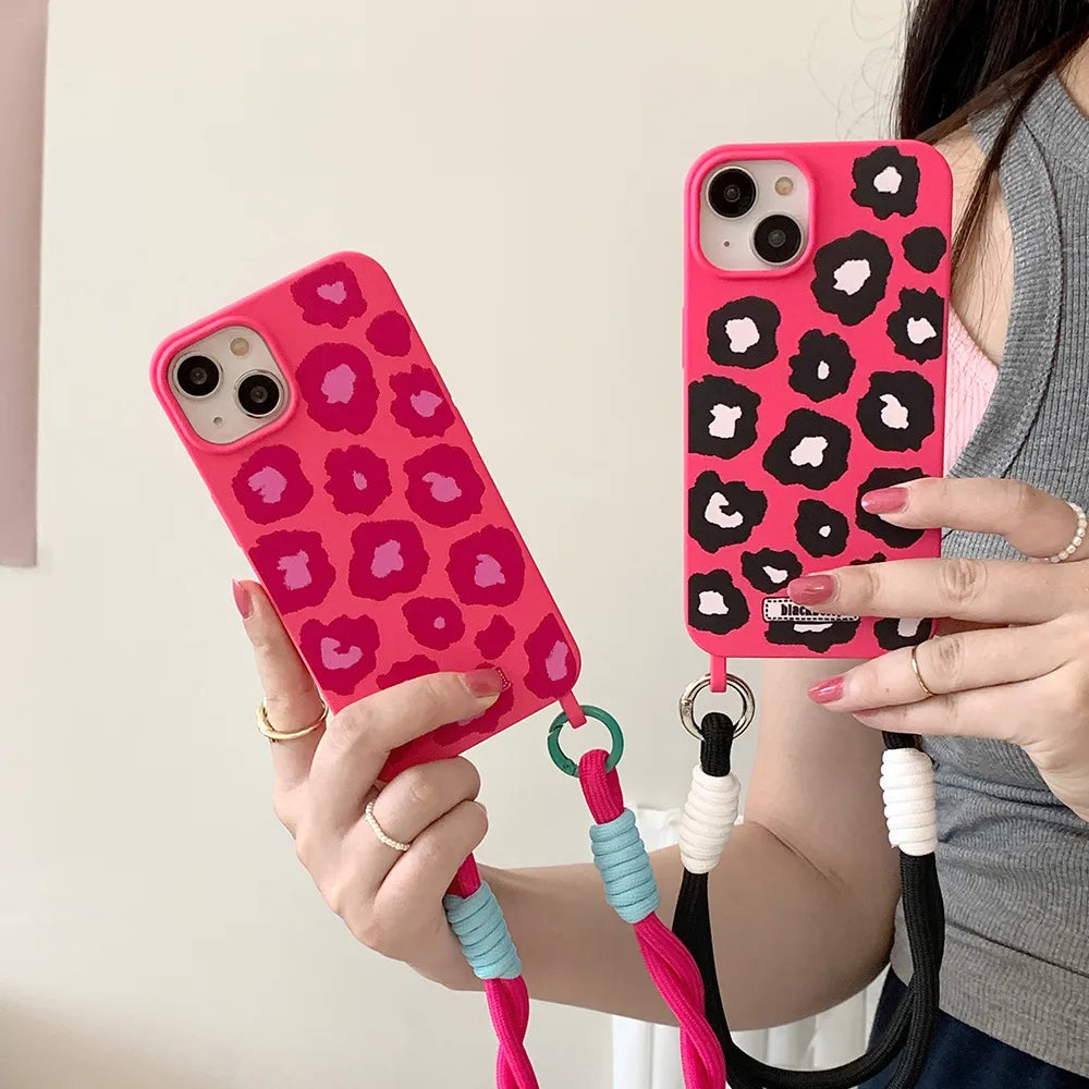 IPhone 12 a 15 / Funda Leopardo con Correa