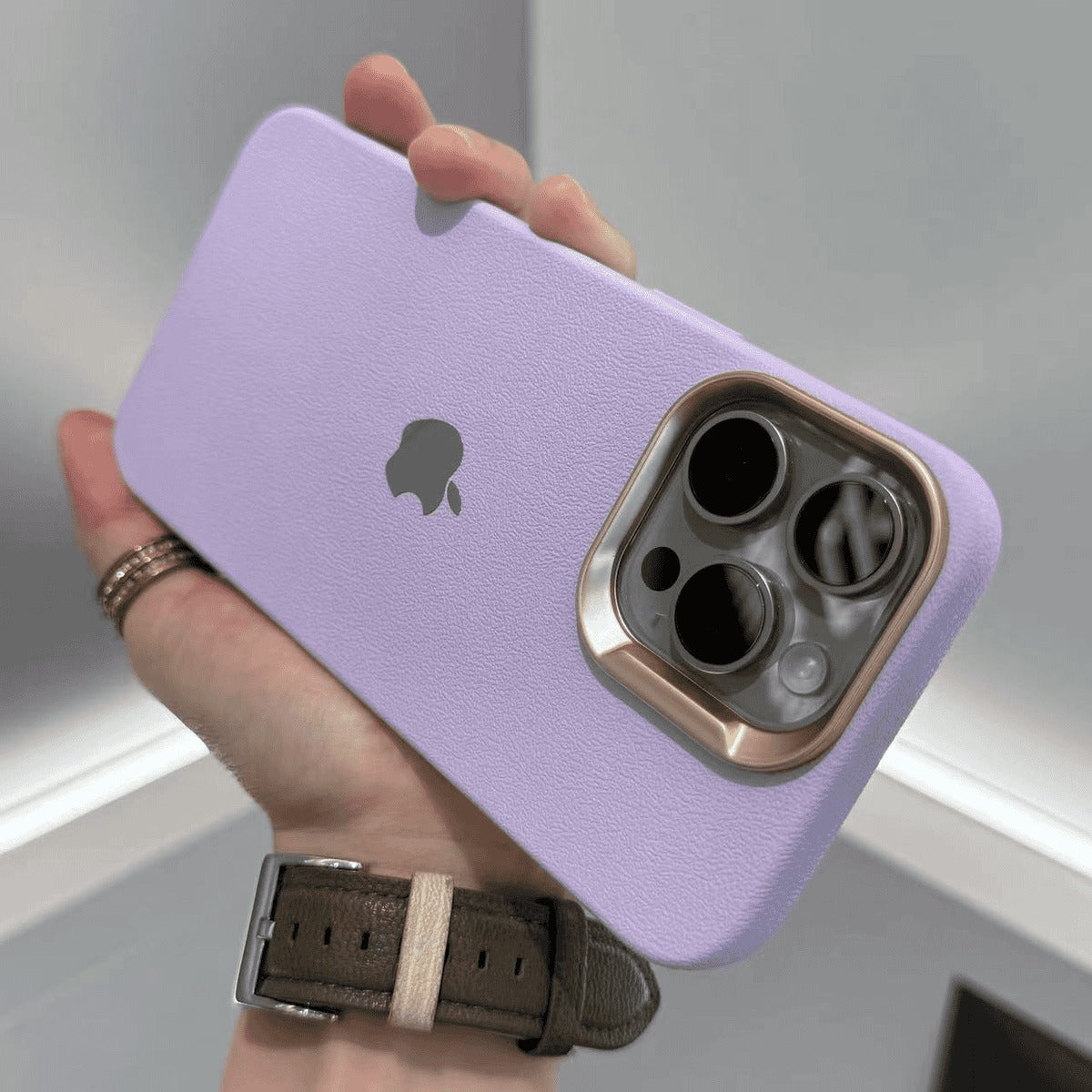 iPhone 11 y 12   /  Funda Uno