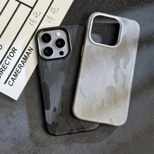 iPhone 12 a 15  MagSafe  /  Funda Camuflaje de Cuero